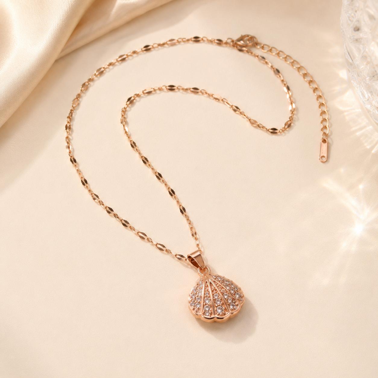 Rose Gold Shell Pearl Necklace, Openable Seashell Pendant, Cubic Zirconia Stainless Steel, 18 Inch Adjustable Gift for Her